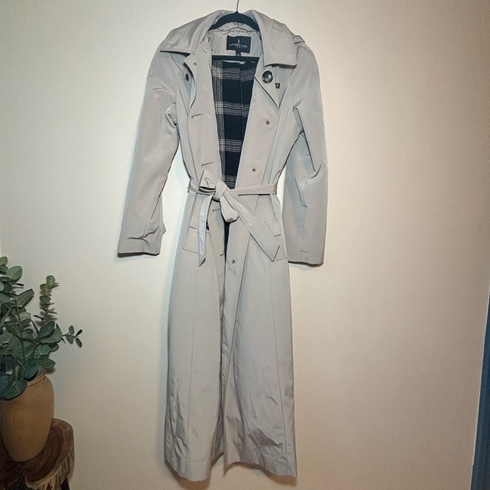 Like New, Flannel Lined, Women's Trench Coat